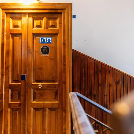 Πανσιόν Corso 151