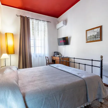 Πανσιόν Corso 151 3*